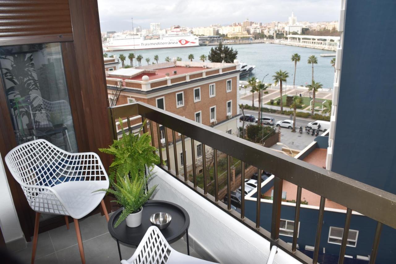 Apartment Port And Beach -Parking- Malaga Exterior photo